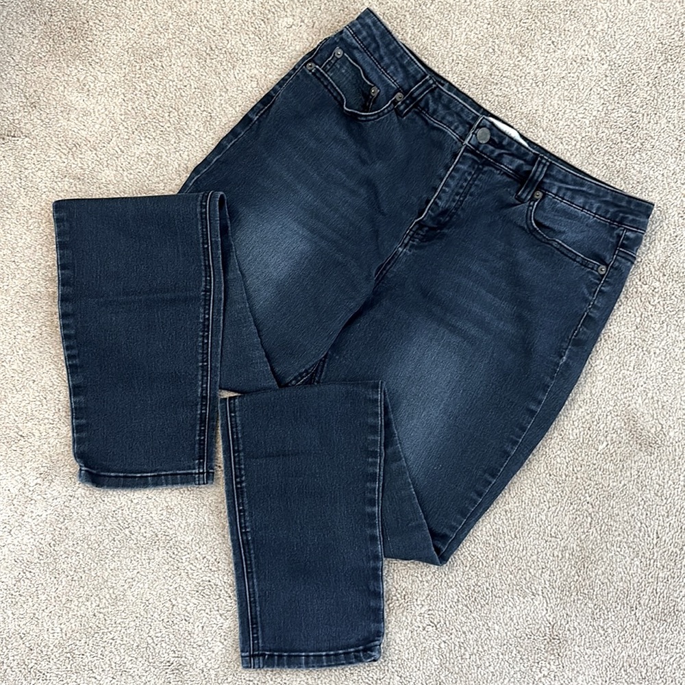Kenneth Cole Reaction Women’s Skinny Jeans 👖 dark wash